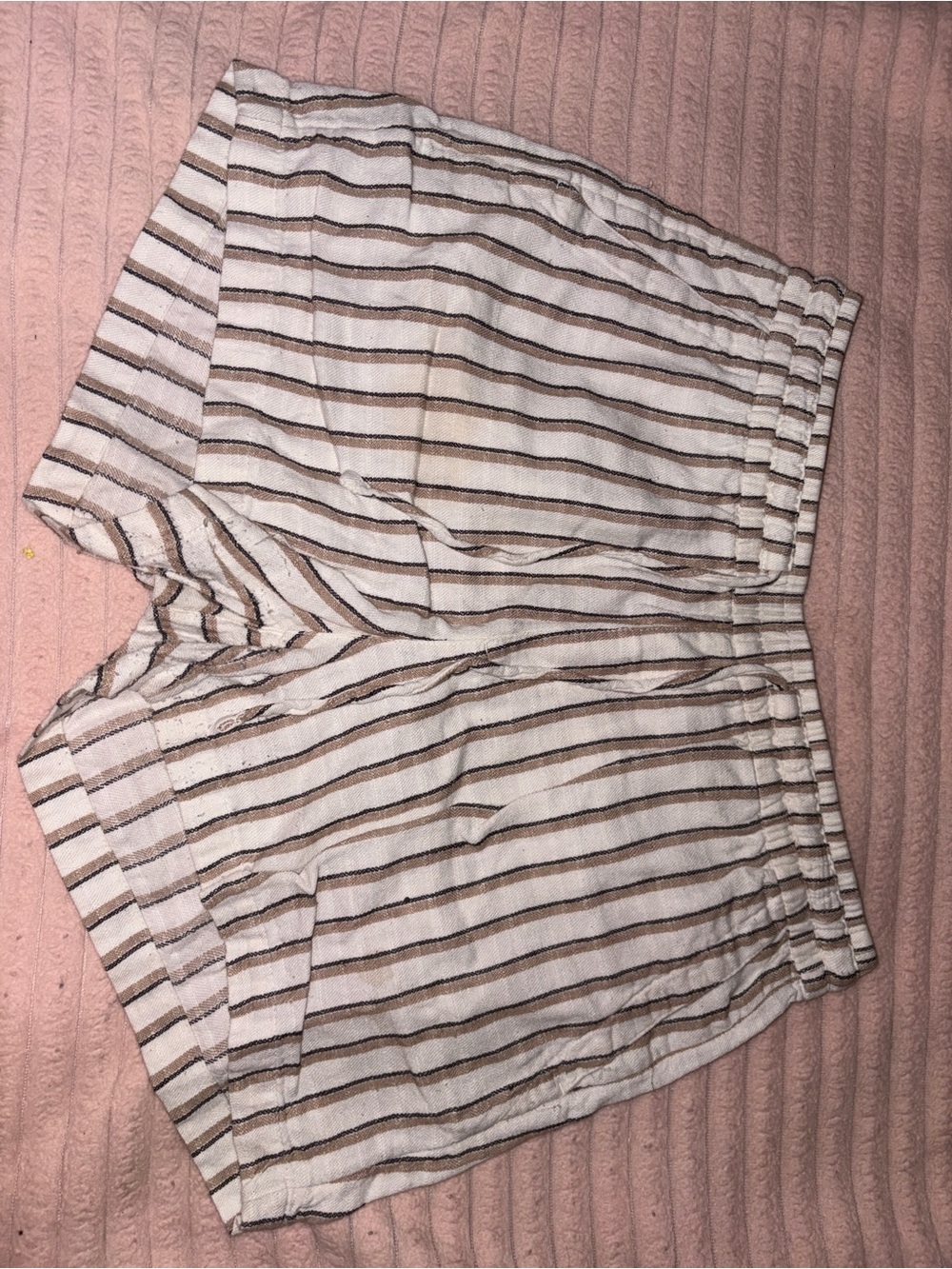 Old Navy Striped Elastic-Waist Women’s Shorts - White & Brown